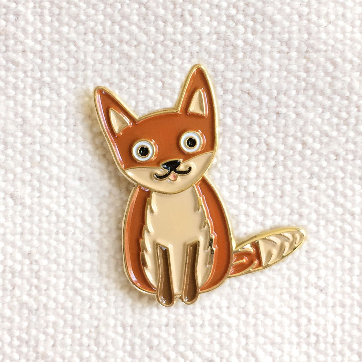 Fox Enamel pin